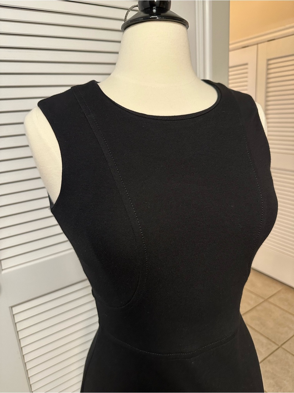 Banana Republic Vintage Classic Black Sleeveless A-Line Dress - Picture 3 of 11
